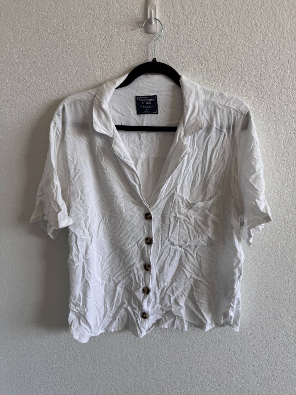 Abercrombie & Fitch linen beach button up tee
